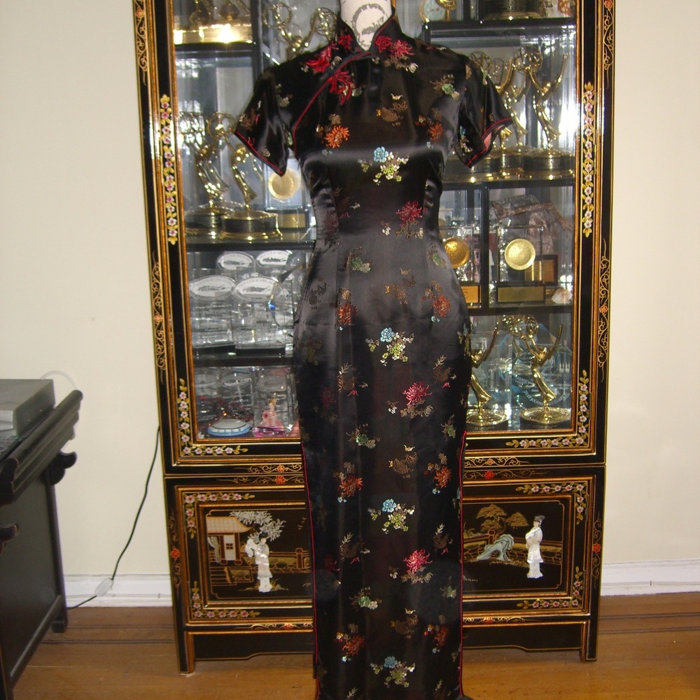 BLACK FLORAL PRINT CHEONGSAM DRESS 34